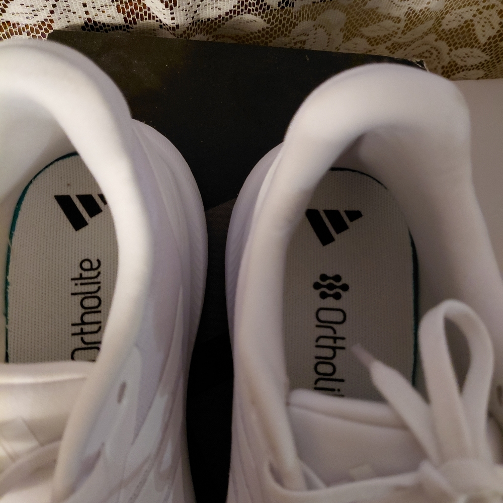 Adidas RunFalcon 5 Women Size 9 Triple White Sneakers EC Excellent Athletic Sho - Picture 7 of 9